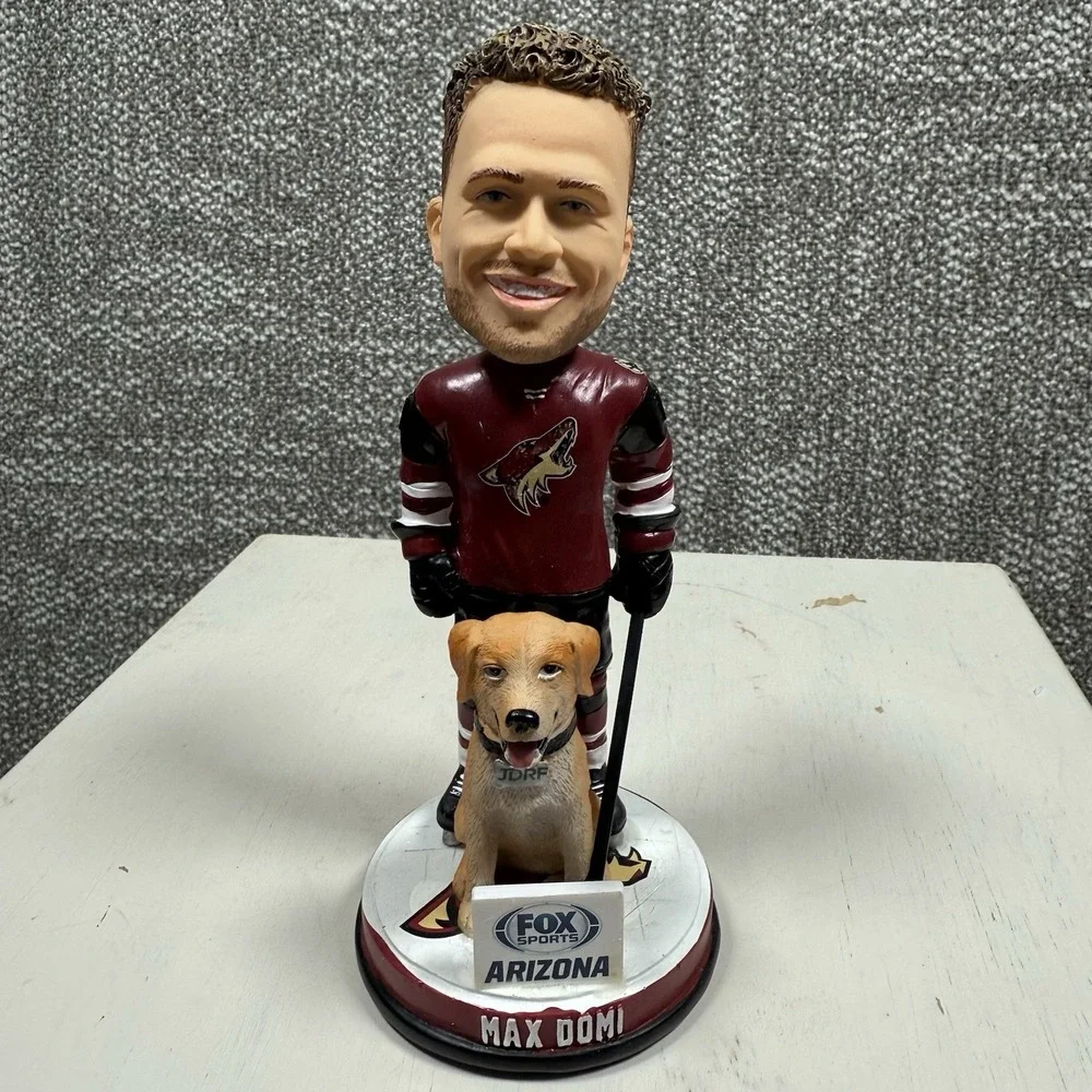 2017‎ Arizona Coyotes Max Domi Bobblehead Dog Puppy In Box NHL Hockey Bobble CIB